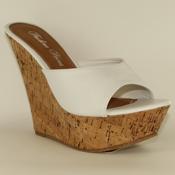 Wedge Sandals from Fashion Focus - Ardo42 White - Picture 2 of 2